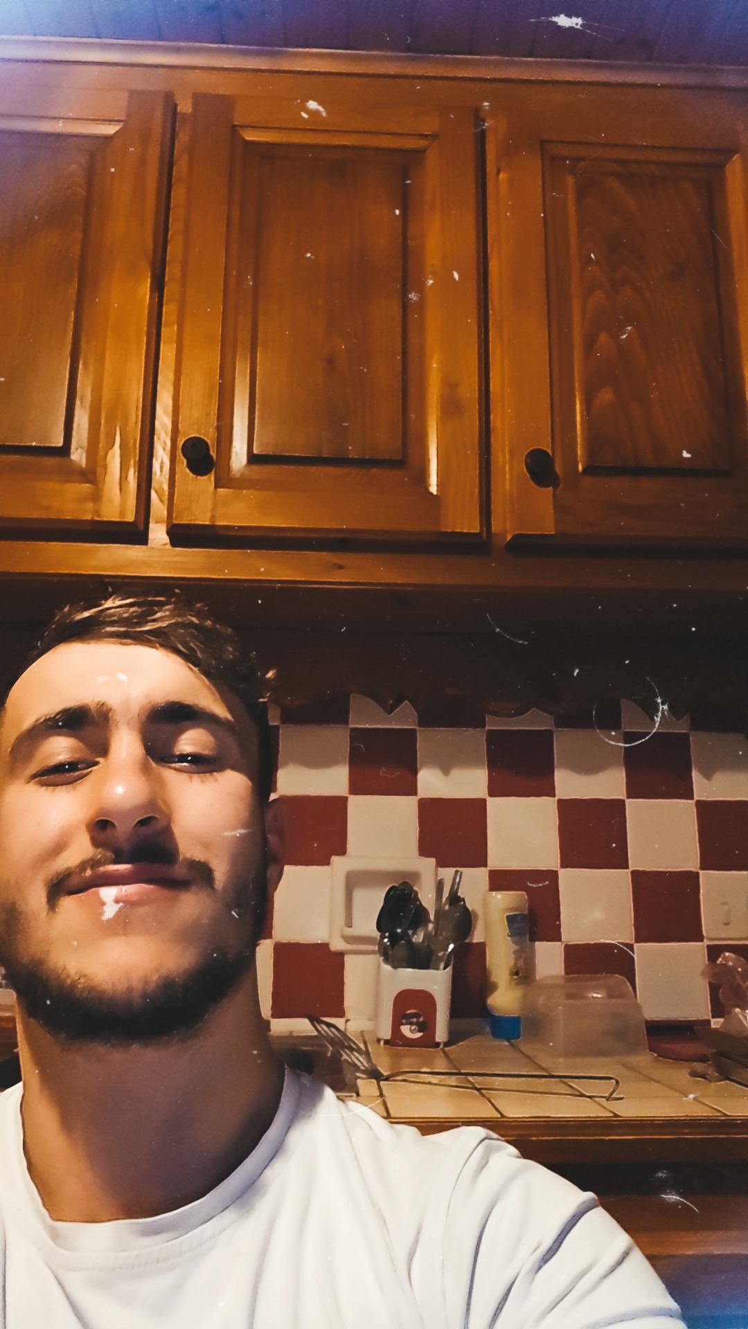 Profilo di Salah-edine, 24 anni, incontri a Fiuggi
