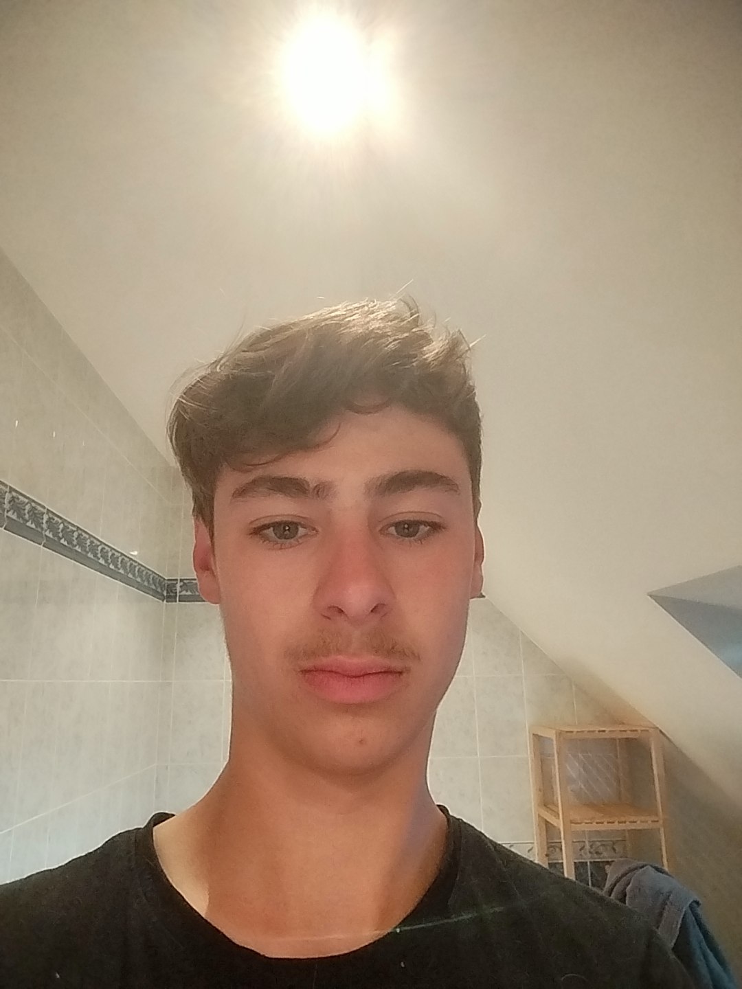Profilo di Alaoui, 23 anni, incontri a Latera