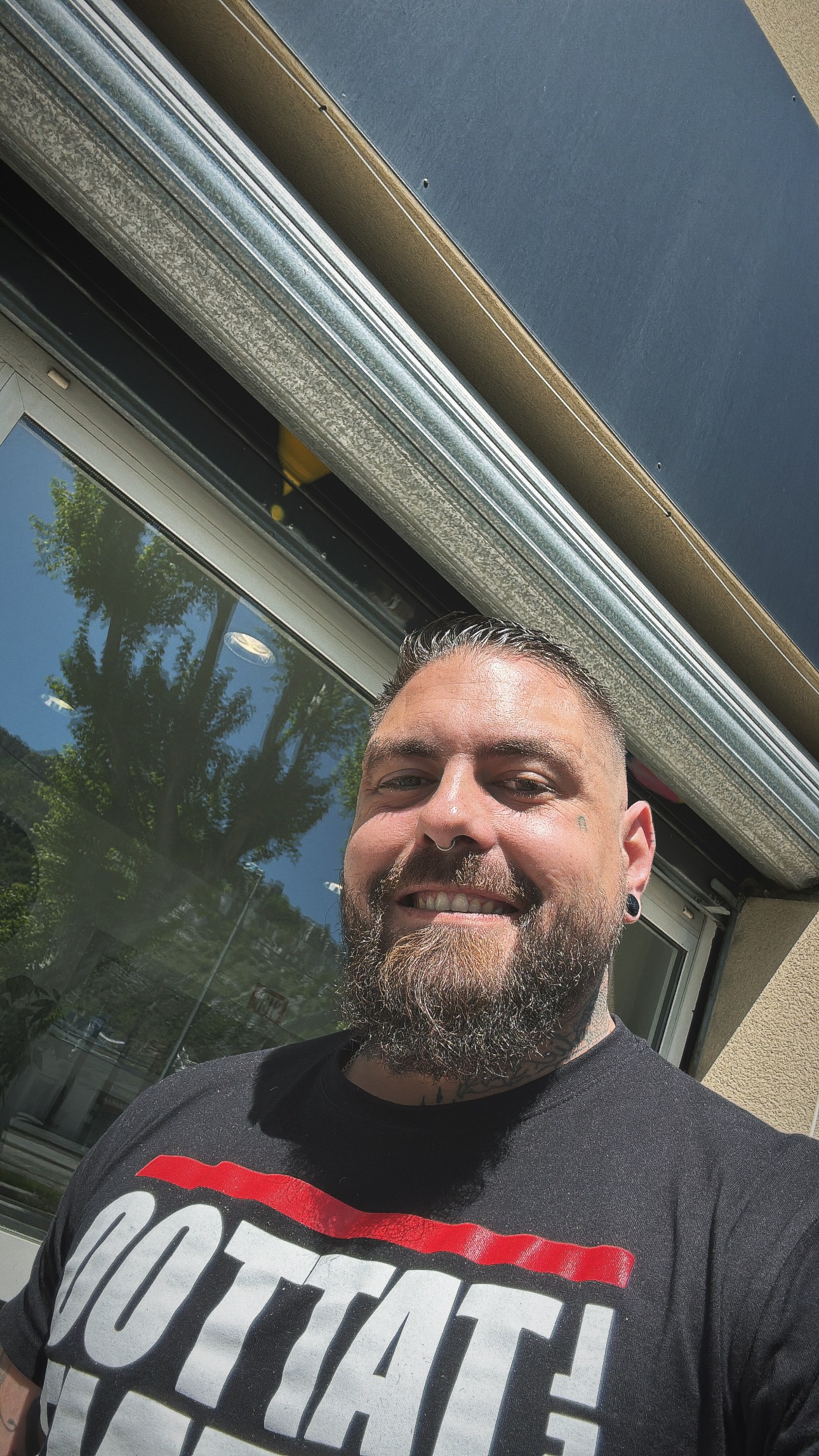 Profilo di Paul-eric, 38 anni, incontri a Artena