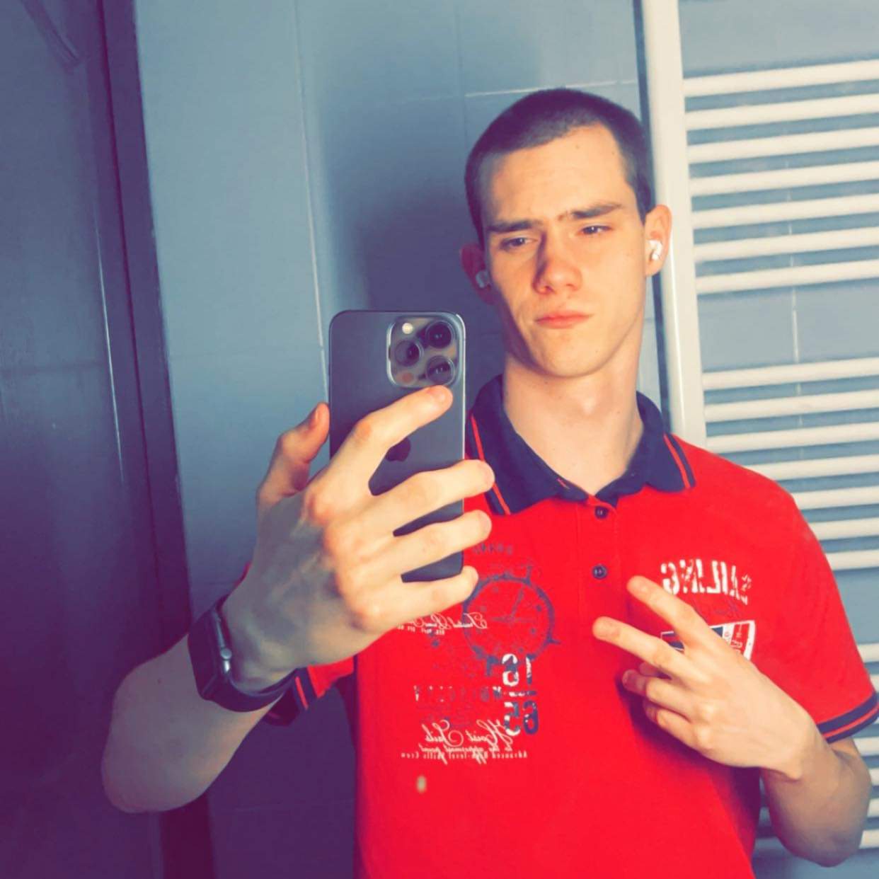 Profilo di Choukri, 19 anni, incontri a Rivodutri