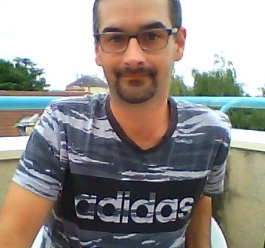 Profilo di Toufirk, 43 anni, incontri a Rocca di Papa