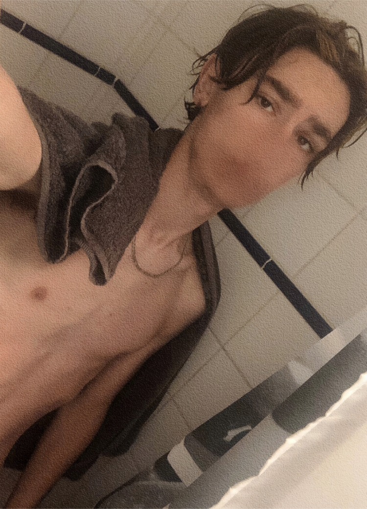 Profilo di Jean-guilhem, 19 anni, incontri a Arsoli