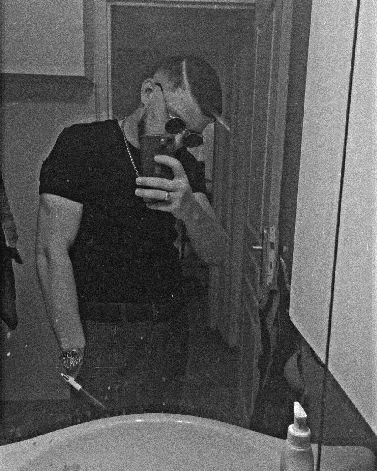 Profilo di Abdelwahid, 25 anni, incontri a Orte