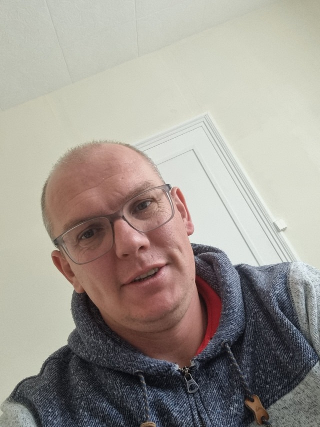 Profilo di Guennole, 42 anni, incontri a Forano