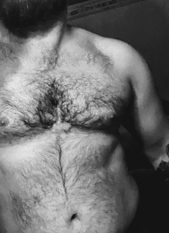 Profilo di Chi, 40 anni, incontri a Tessennano