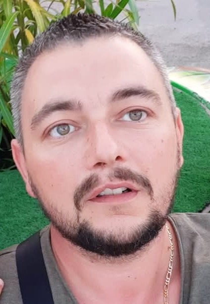 Profilo di Zober, 42 anni, incontri a Strangolagalli