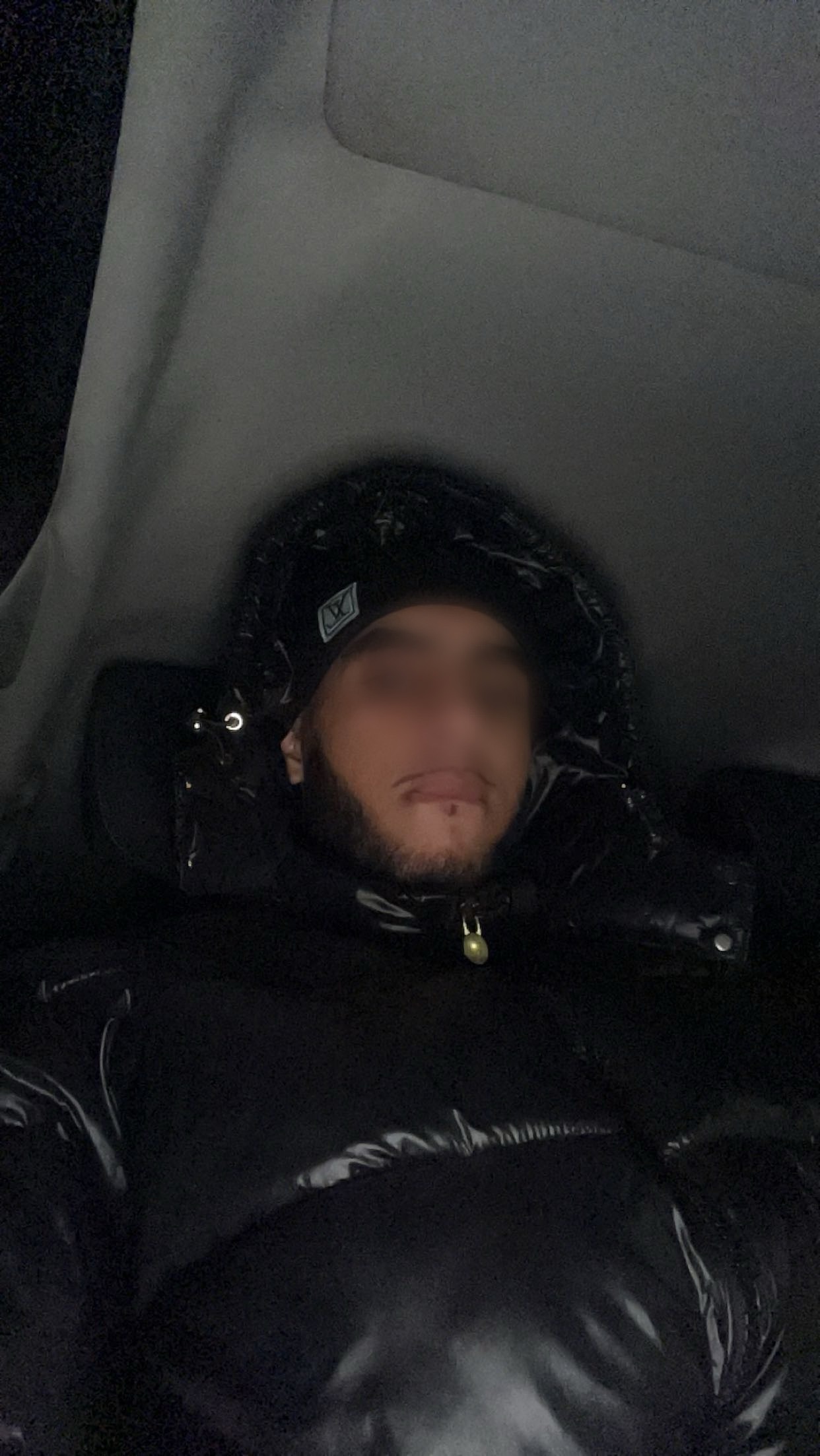 Profilo di Crepin, 22 anni, incontri a Vallemaio