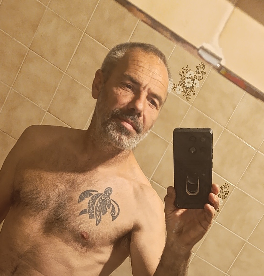 Profilo di Abdel-aziz, 49 anni, incontri a Borgorose