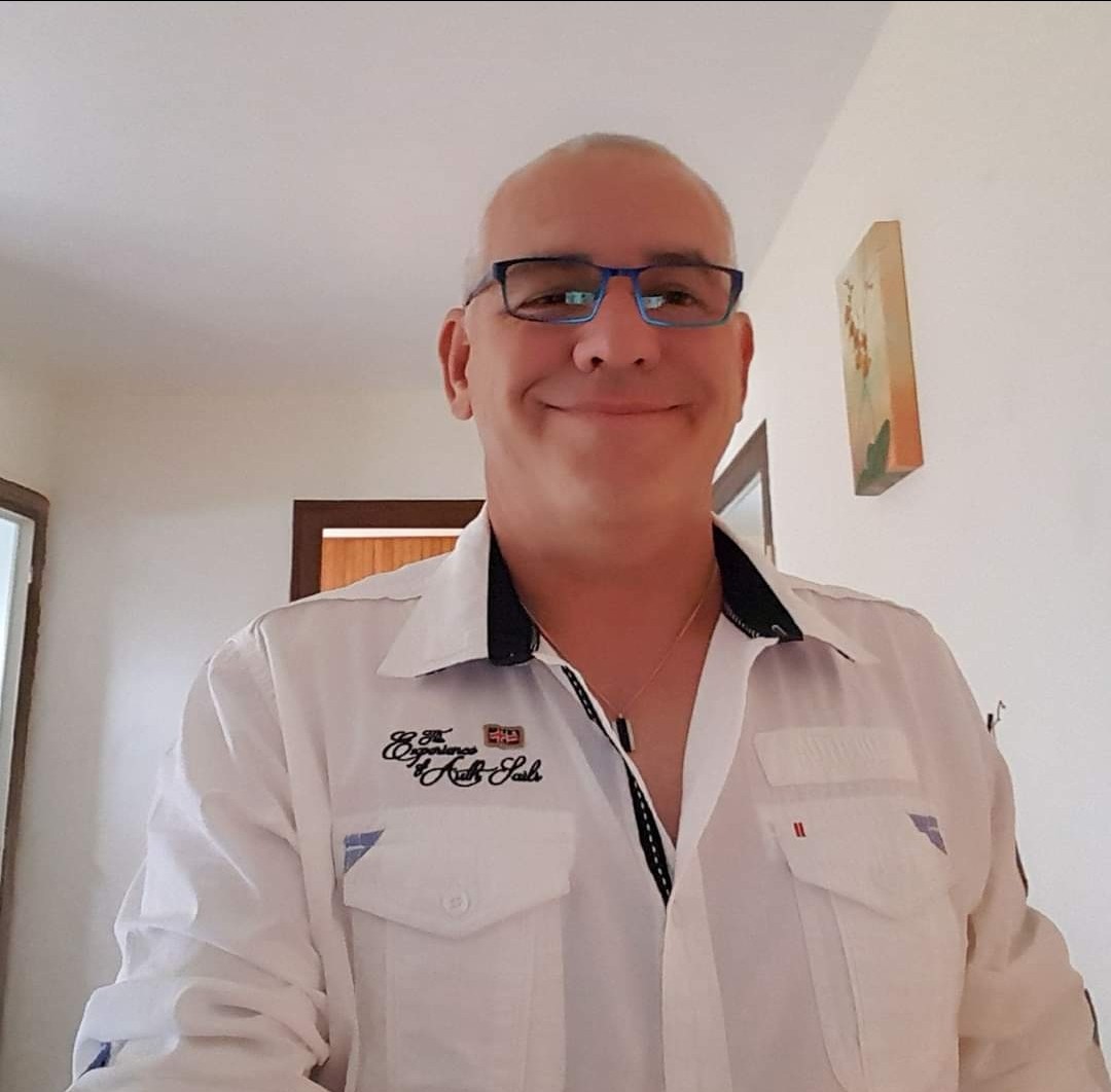 Profilo di Lyesse, 53 anni, incontri a Casperia