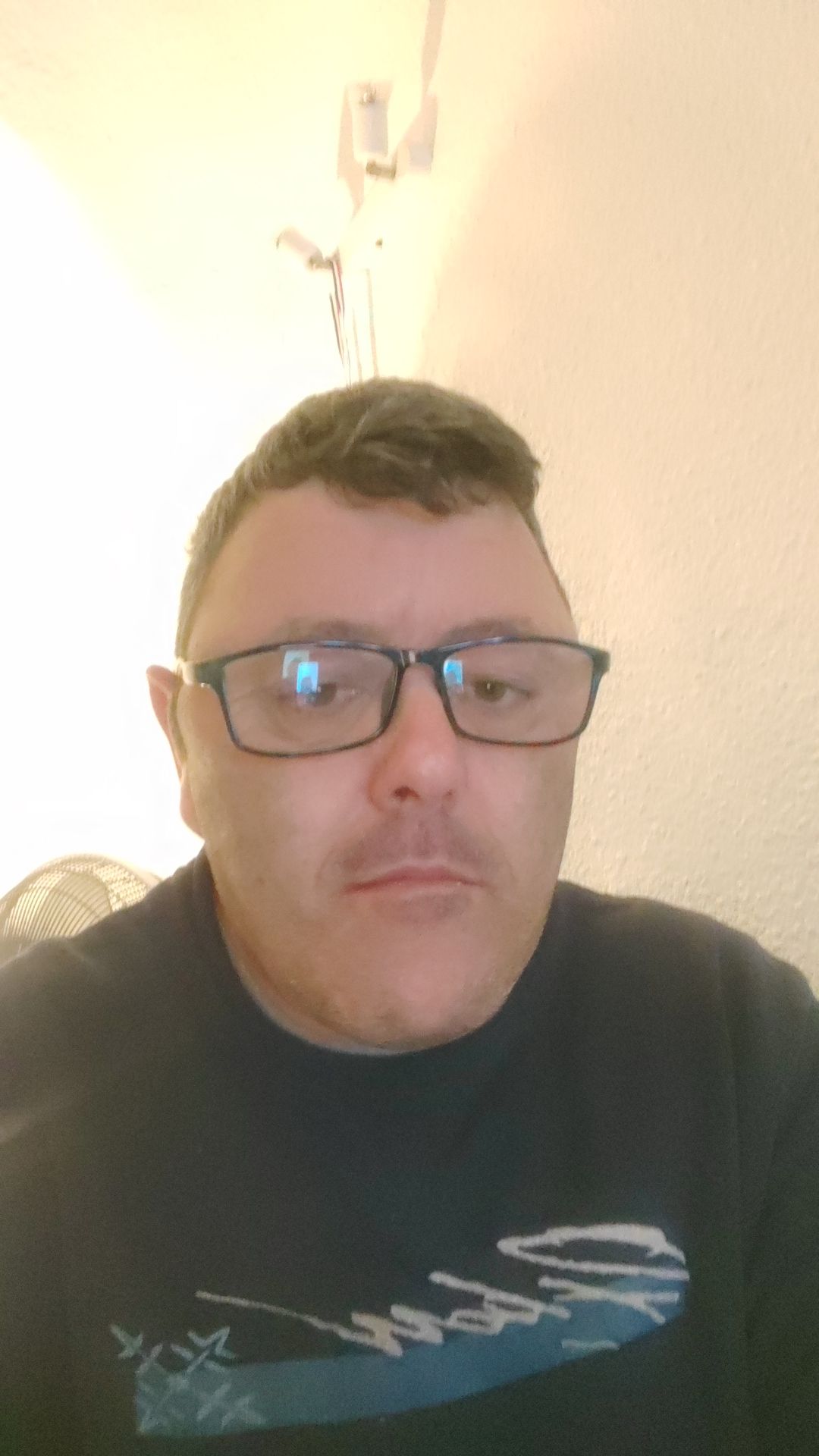 Profilo di Artin, 52 anni, incontri a Onano