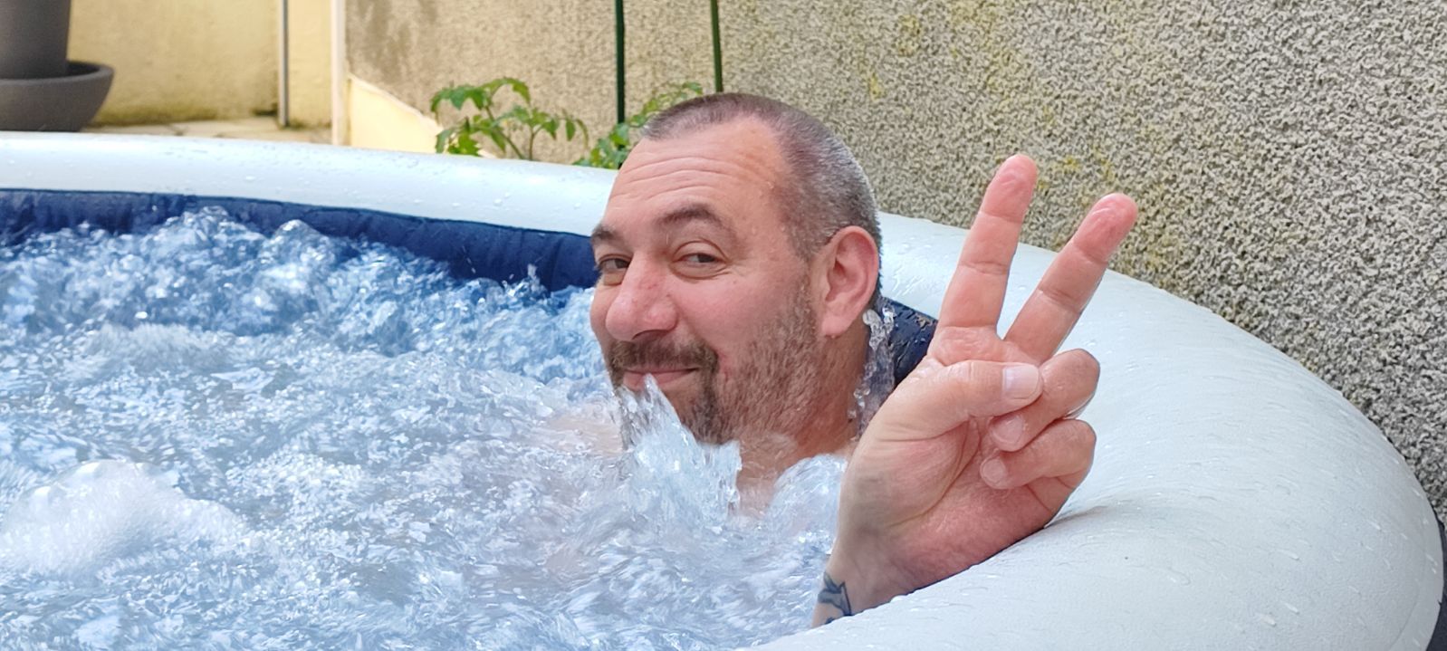 Profilo di Ezzeddine, 45 anni, incontri a Carbognano