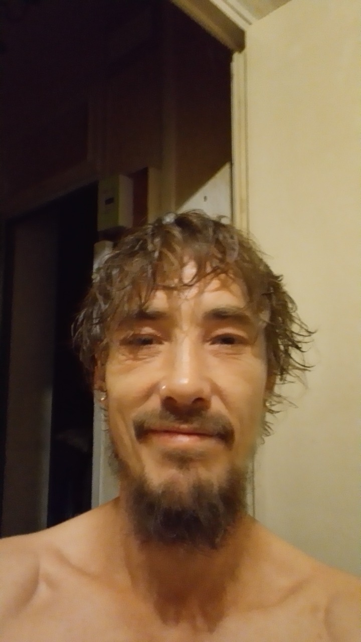 Profilo di Enrik, 39 anni, incontri a San Polo dei Cavalieri