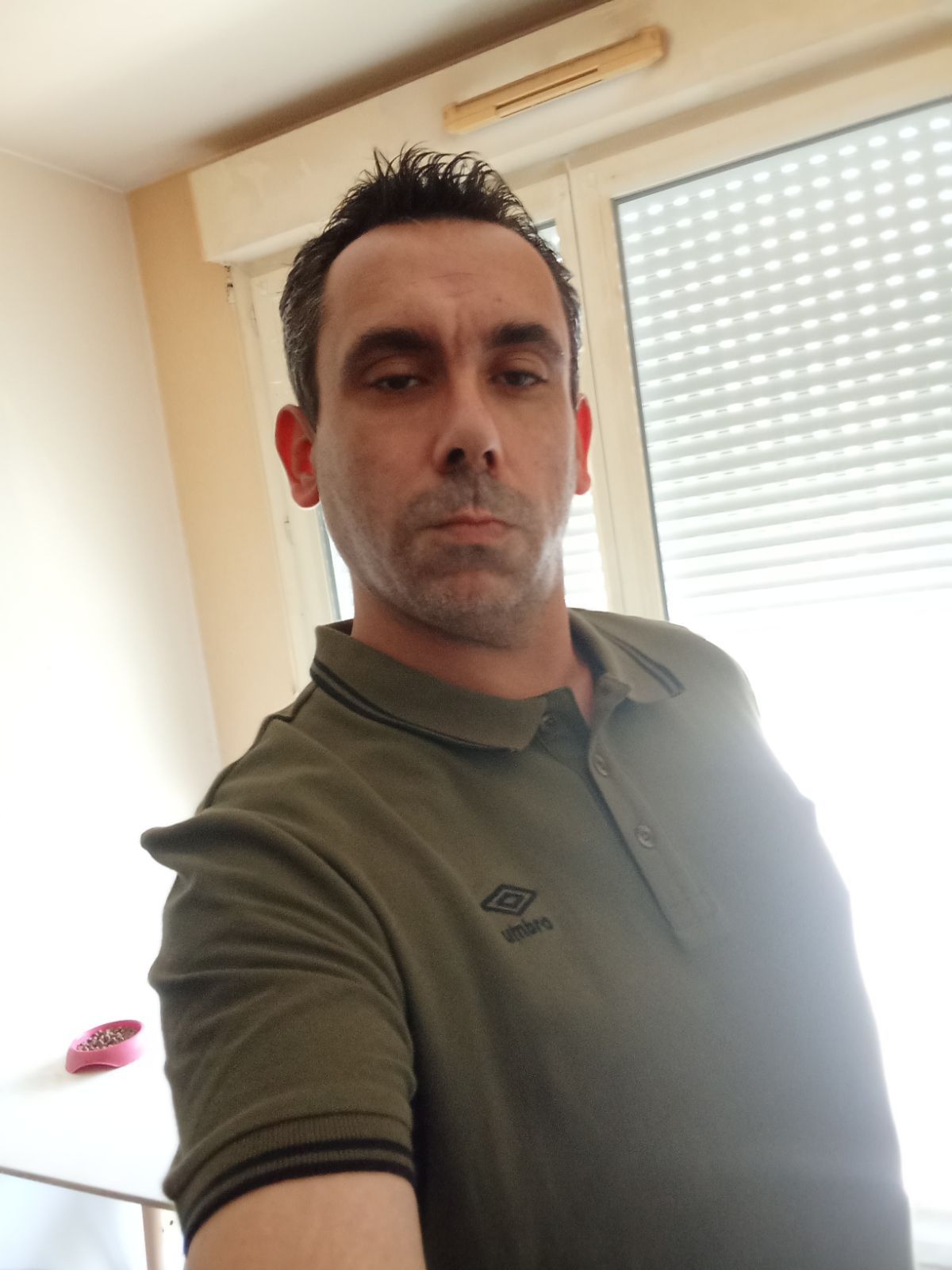 Profilo di Lhacene, 40 anni, incontri a Tivoli