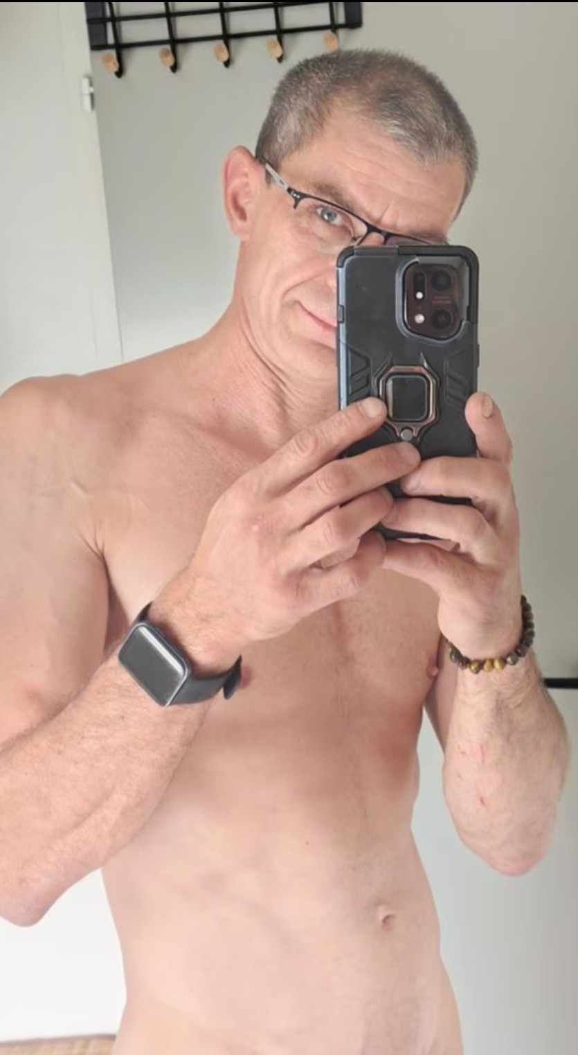 Profilo di Ali-riza, 51 anni, incontri a Roccagiovine